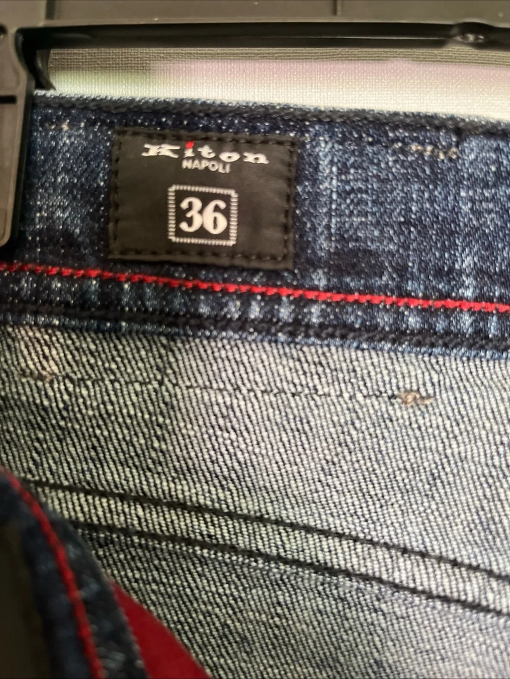 Kiton Napoli Limited Edition Mens jeans 36 Slim inseam 32. Made in Italy